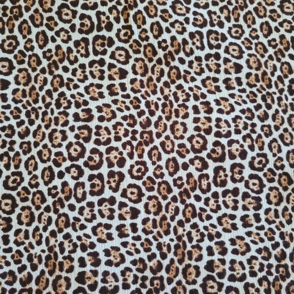 Michael Kors Leopard🐆 Print Faux Crossover Blouse - Picture 10 of 15